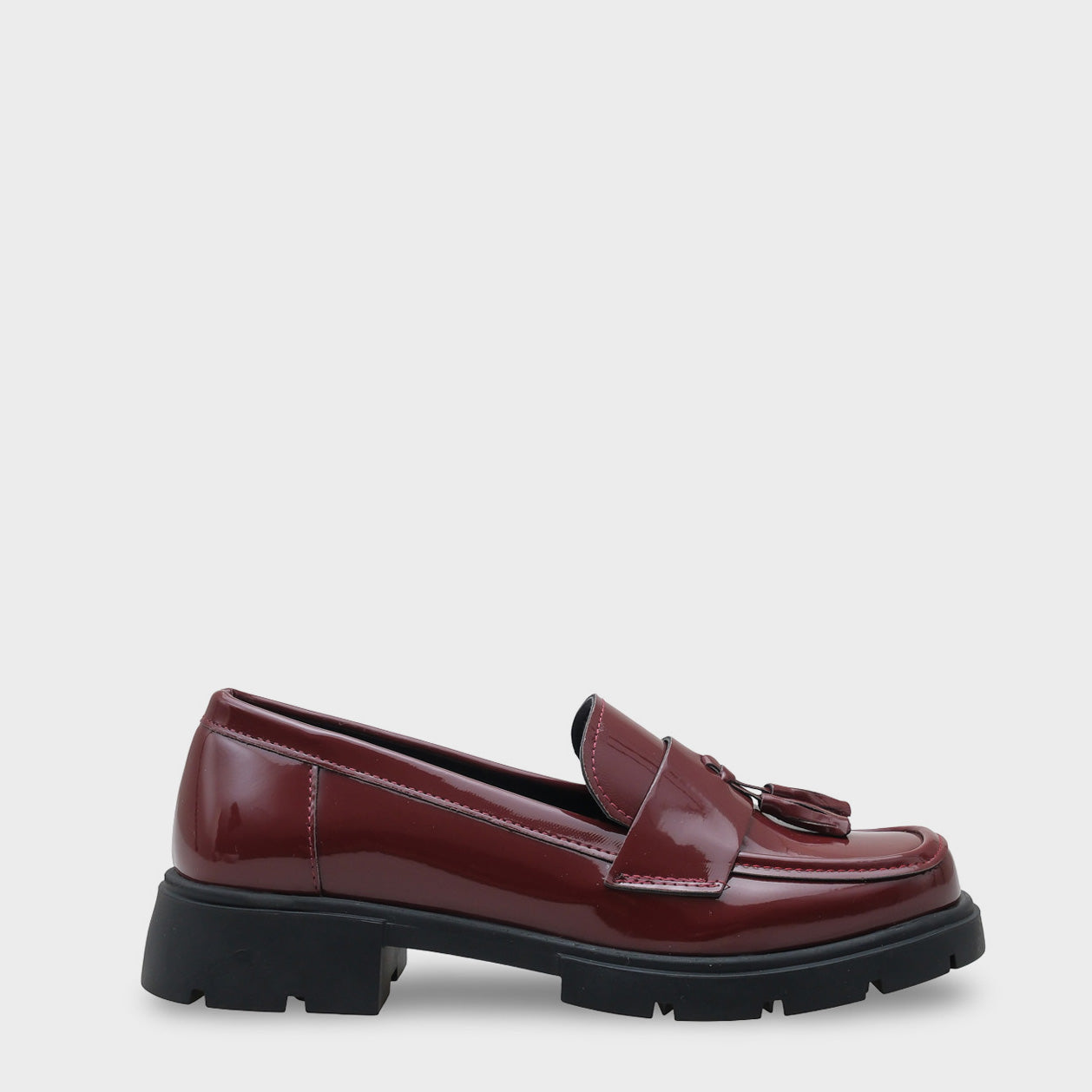 Elga Trak Tabanlı Püsküllü Kadın Loafer