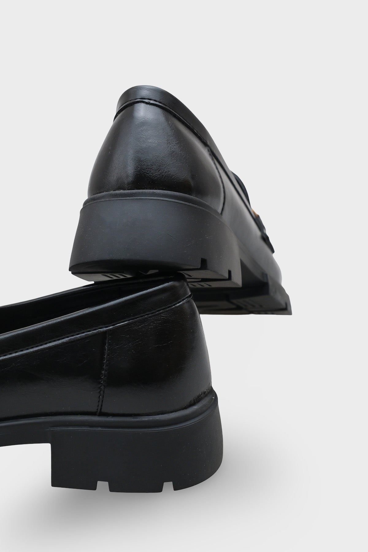 Jessie Trak Tabanlı Metal Tokalı Kadın Loafer