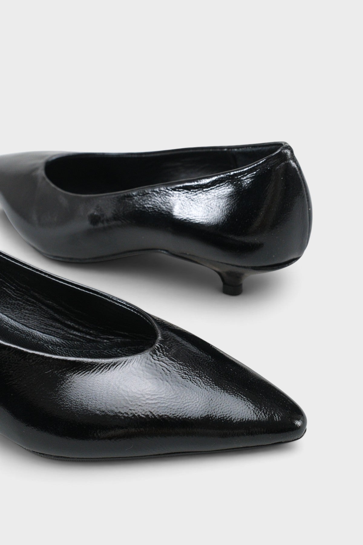 Elwina Hakiki Deri Sivri Burunlu Kısa Topuklu Stiletto