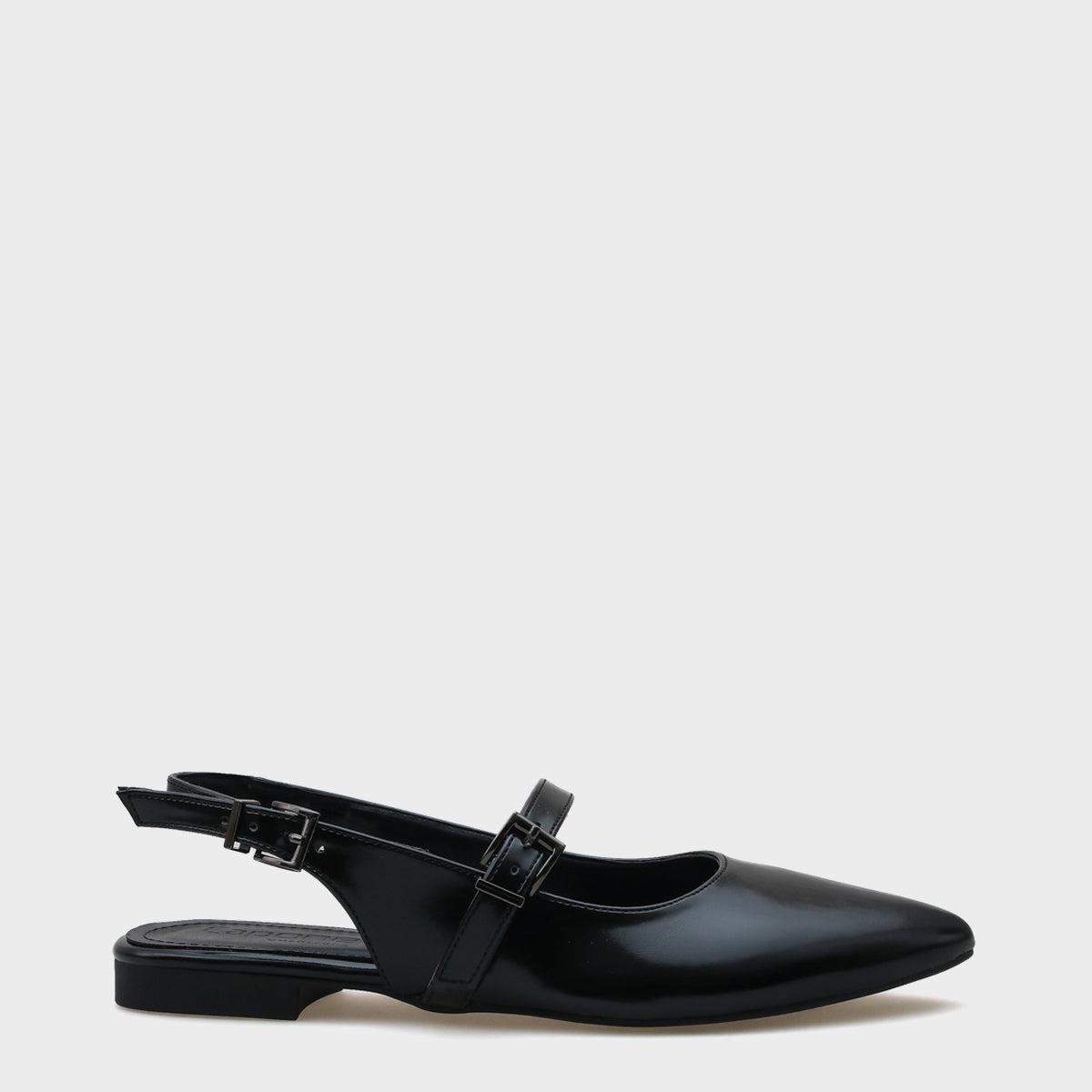 Anna Arkası Açık Bantlı Toka Detaylı Sivri Burunlu Kadın Babet