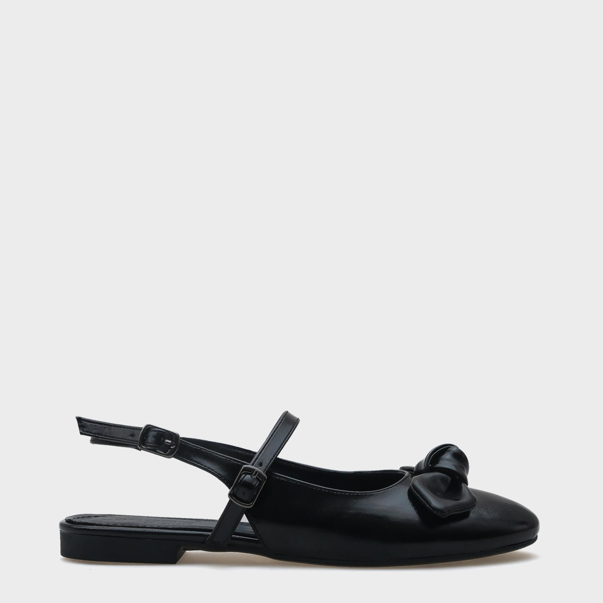 Anya Arkası Açık Bantlı Oval burunlu Fiyonk Detaylı Kadın Babet