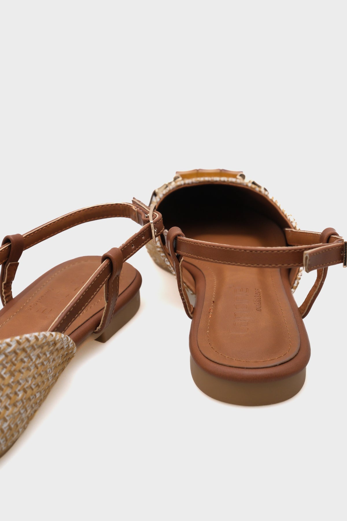 Aria Hasır Ahşap Tokalı Kadın Babet