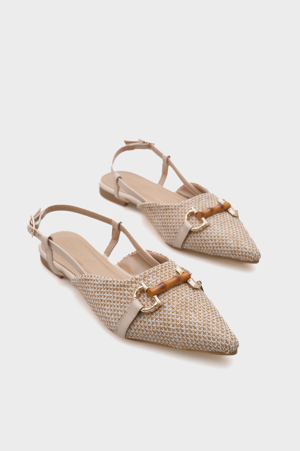 Aria Hasır Ahşap Tokalı Kadın Babet