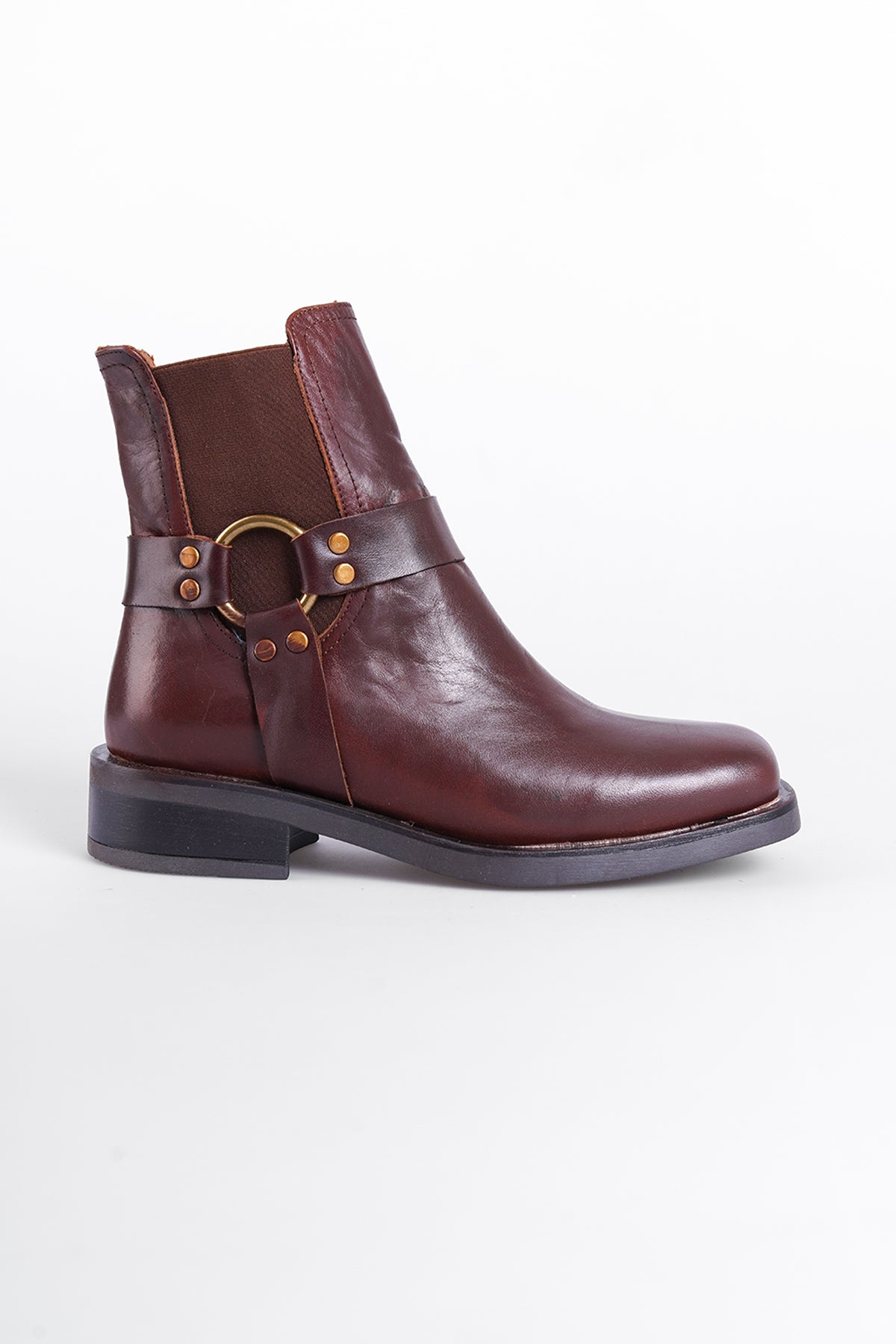 Hakiki Deri Yandan Lastikli Toka Detaylı Kadın Bot