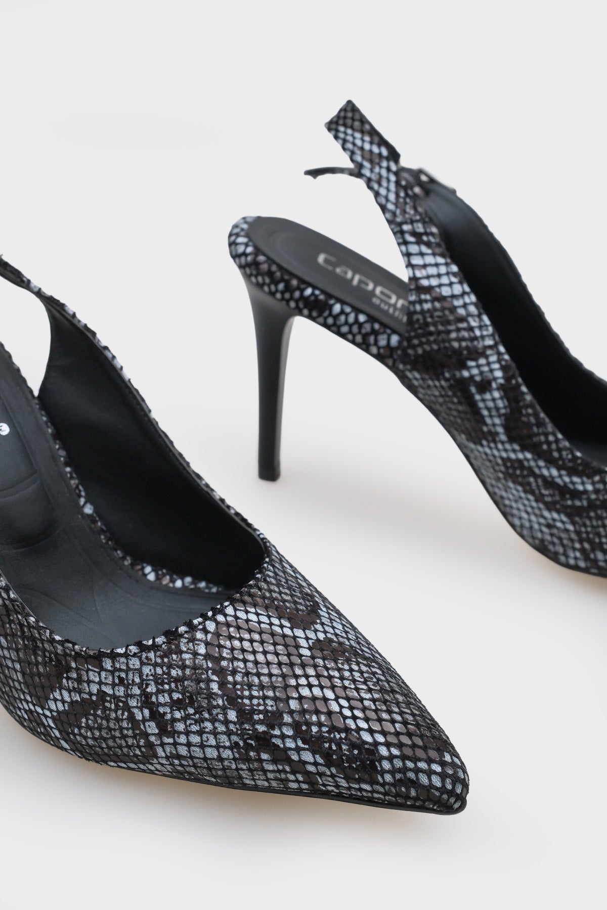 Sally Arkası Açık Orta Topuklu Yumuşak Pedli Taban Kadın Ayakkabı