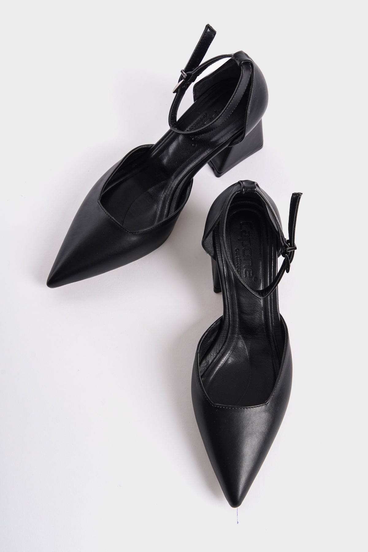 Bilekten Bantlı Sivri Burunlu Kalın Topuklu Orta Topuklu Kadın Ayakkabı