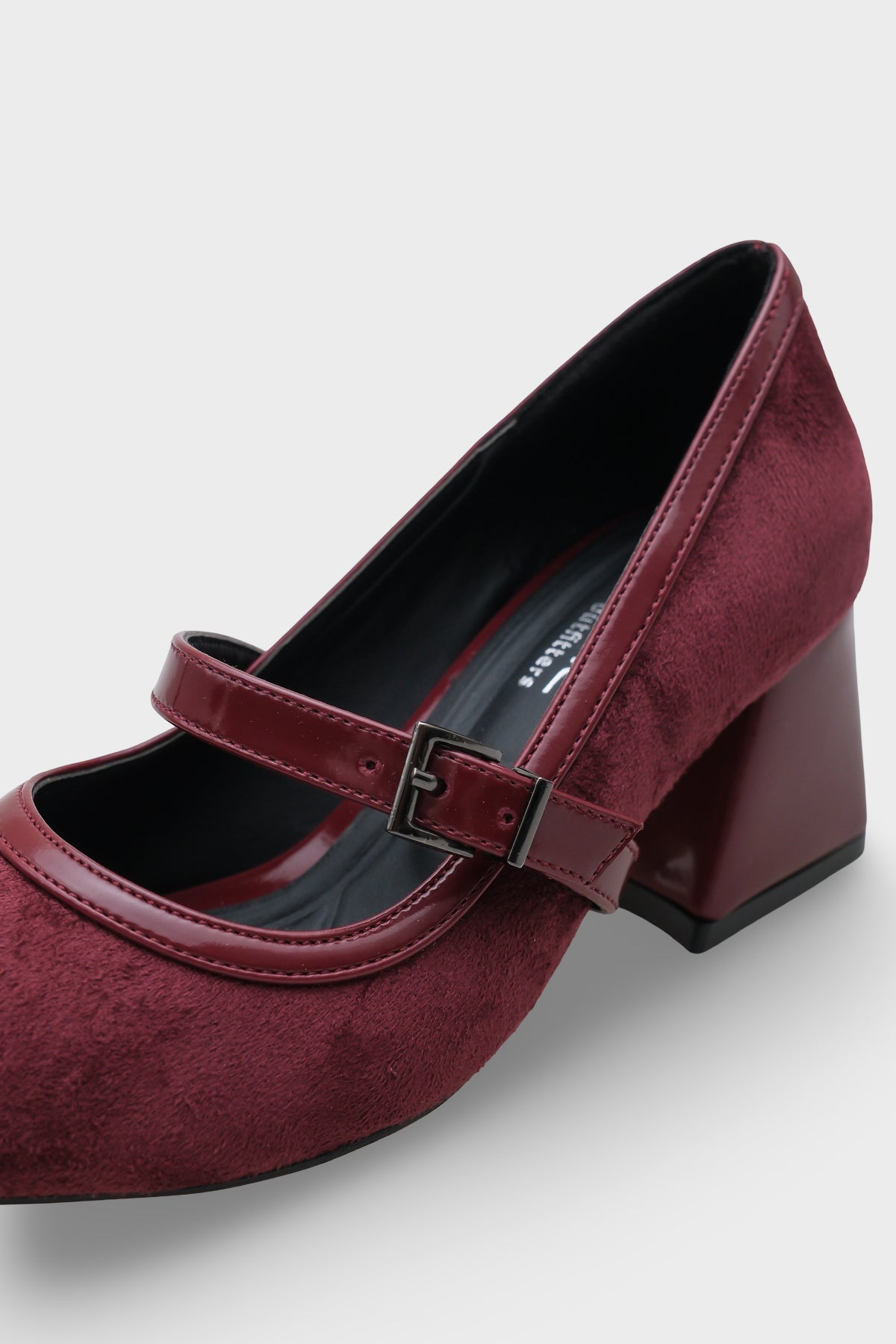 Susann Sivri Burunlu Kalın Orta Topuklu Bantlı Suni Süet Kadın Ayakkabı