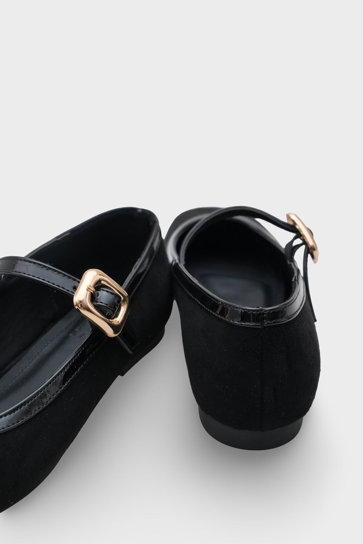 Sibelle Küt Burunlu Tokalı Bantlı Suni Süet Kadın Babet