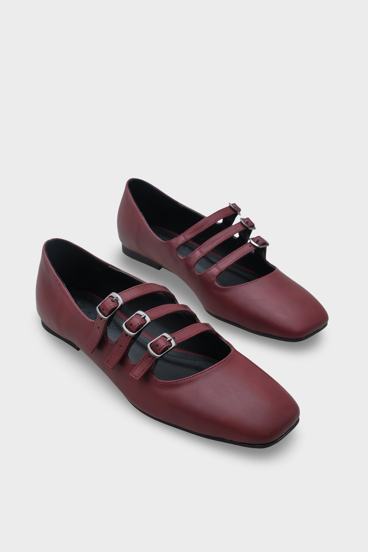 Marcelle Küt Burunlu Üç Tokalı Bantlı Kadın Babet