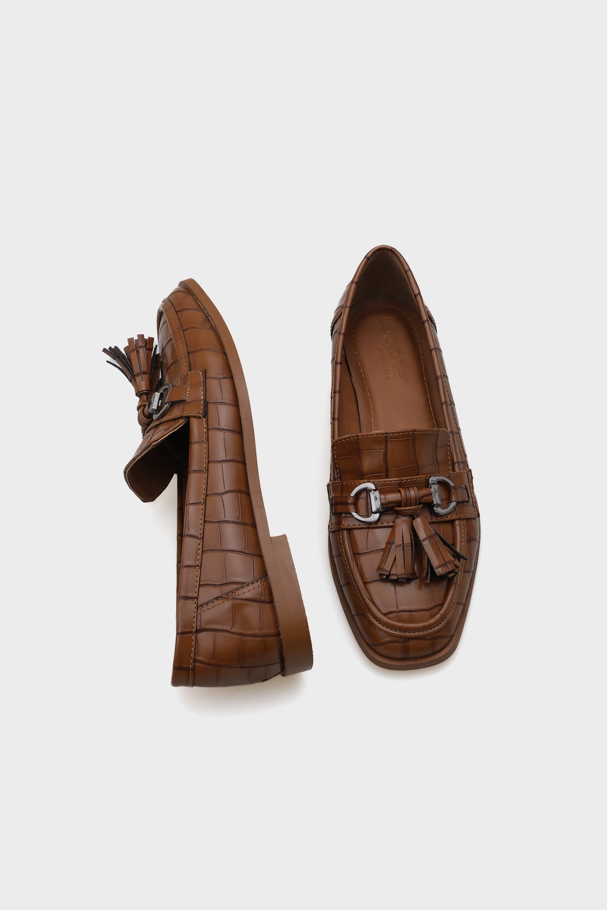 Carolin Metal Tokalı Püsküllü Kadın Loafer Ayakkabı