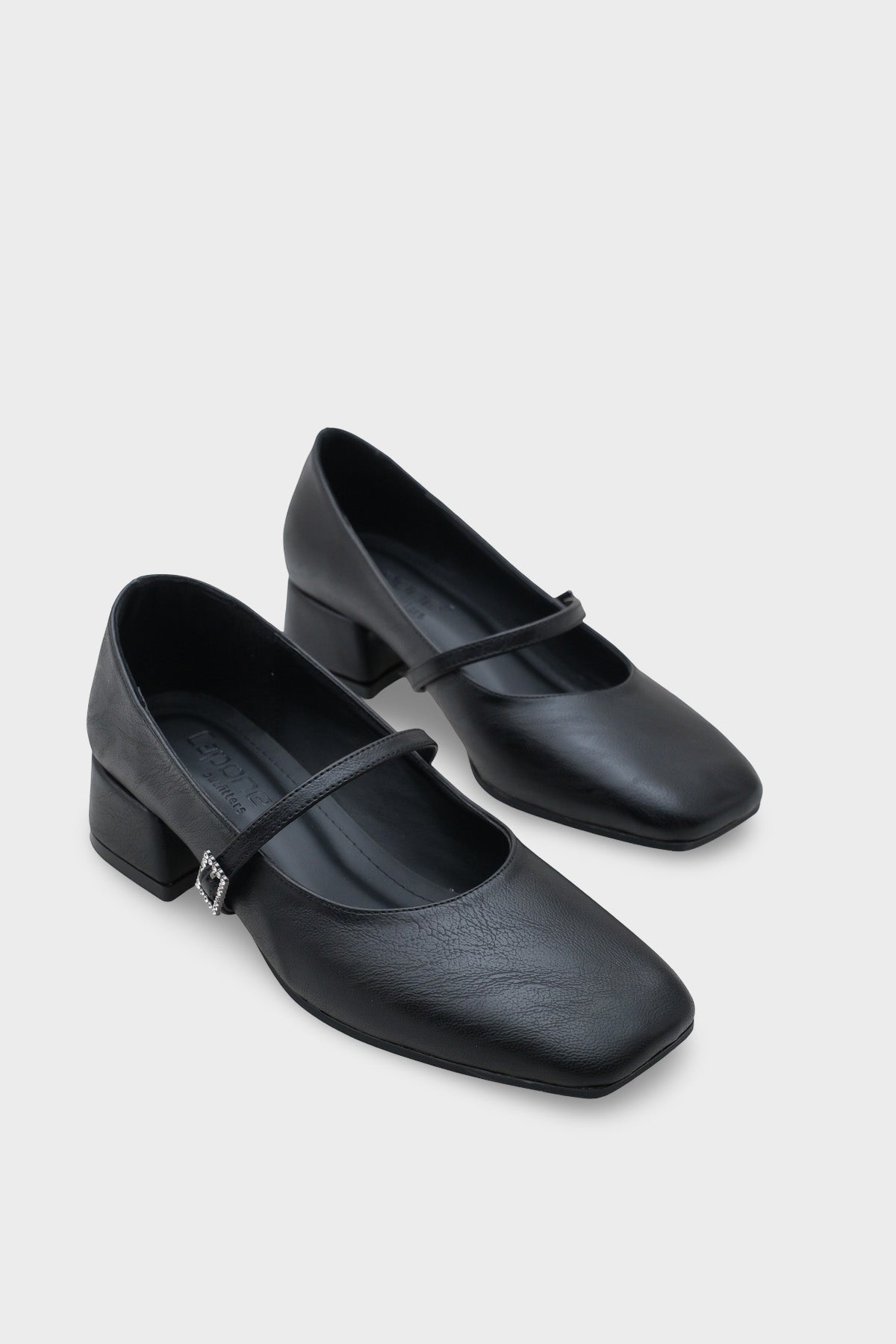 Küt Burunlu Kısa Topuklu Bantlı Mary Jane Kadın Ayakkabı