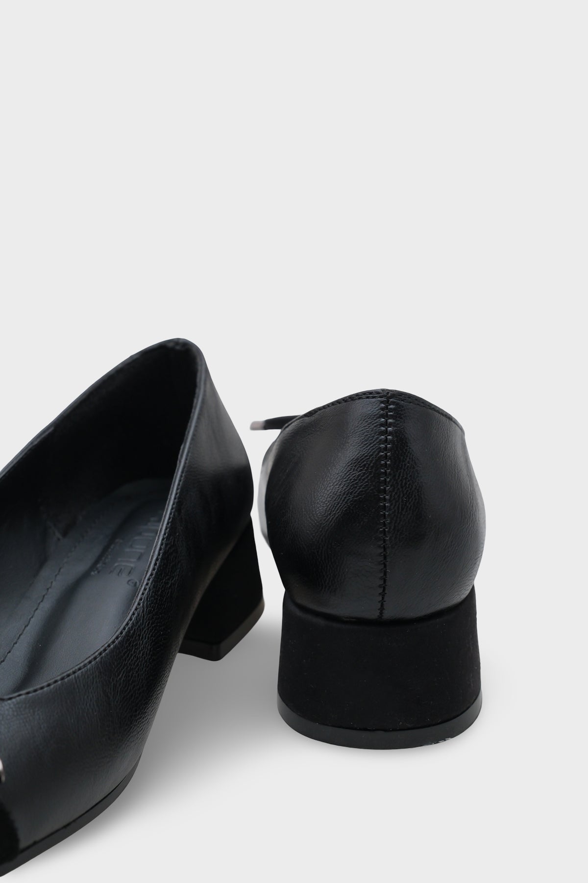 Myriam Küt Burunlu Fiyonklu Kısa Topuklu Kadın Ayakkabı