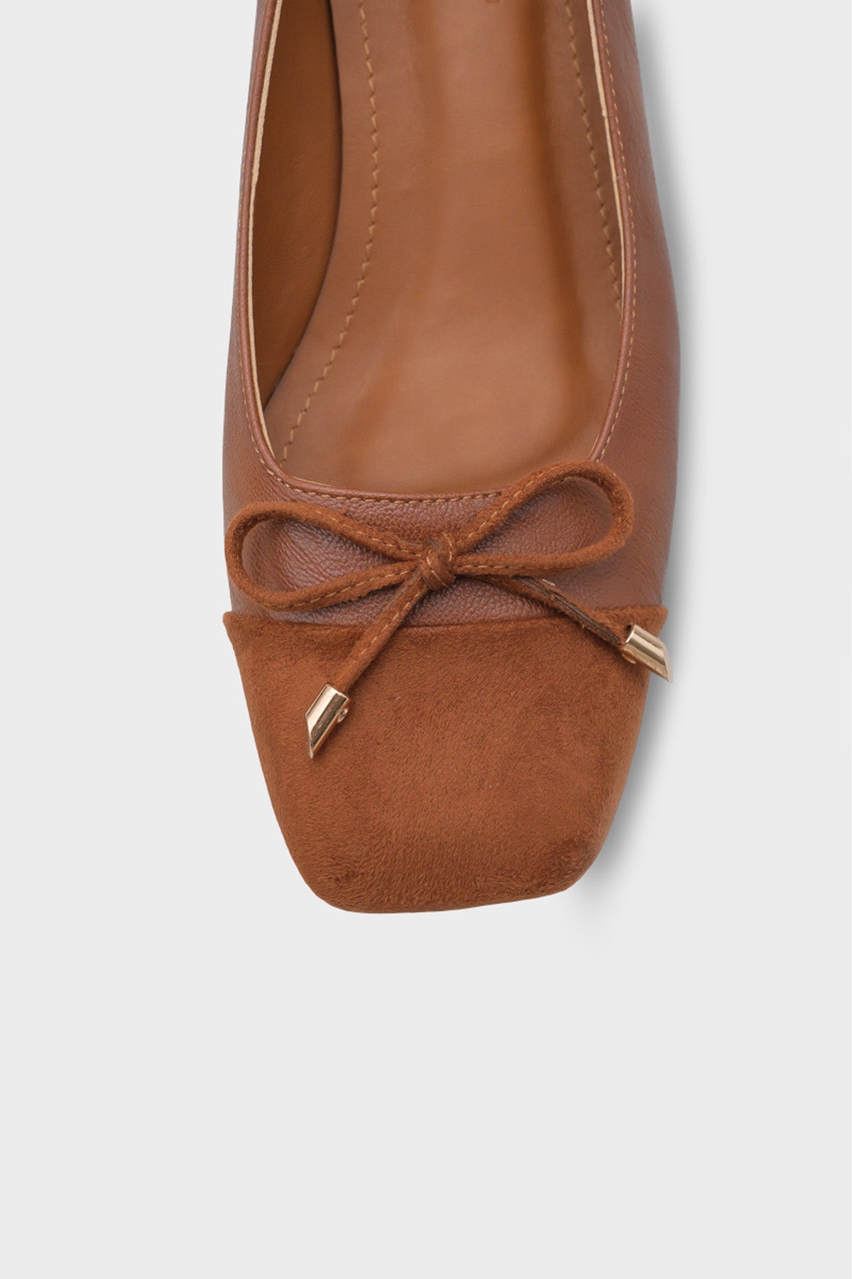 Myriam Küt Burunlu Fiyonklu Kısa Topuklu Kadın Ayakkabı