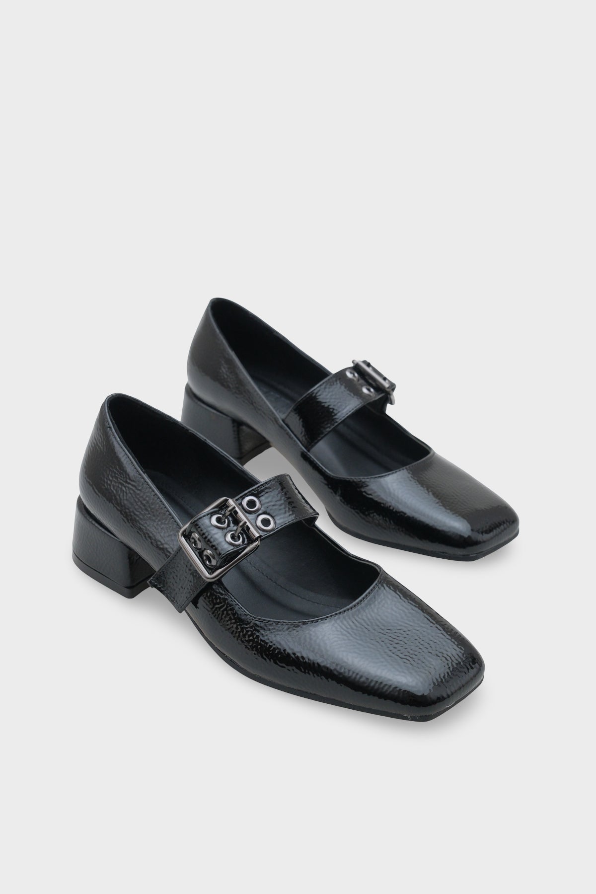 Keri Küt Burunlu Kısa Topuklu Bantlı Mary Jane Kadın Ayakkabı