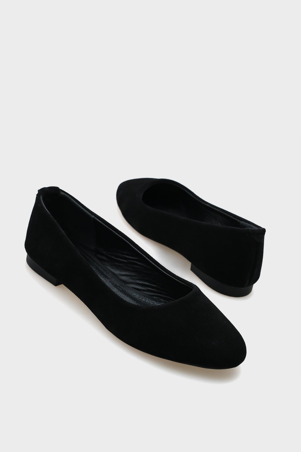 Blake Yuvarlak Burunlu Süet Deri Kadın Babet