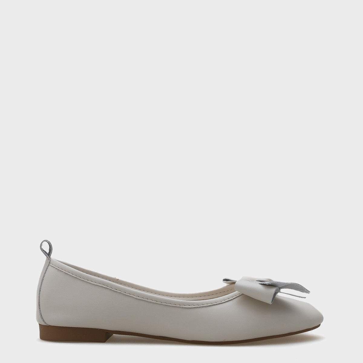 Bliss Kadın Hakiki Deri Fiyonk Aksesuarlı Babet