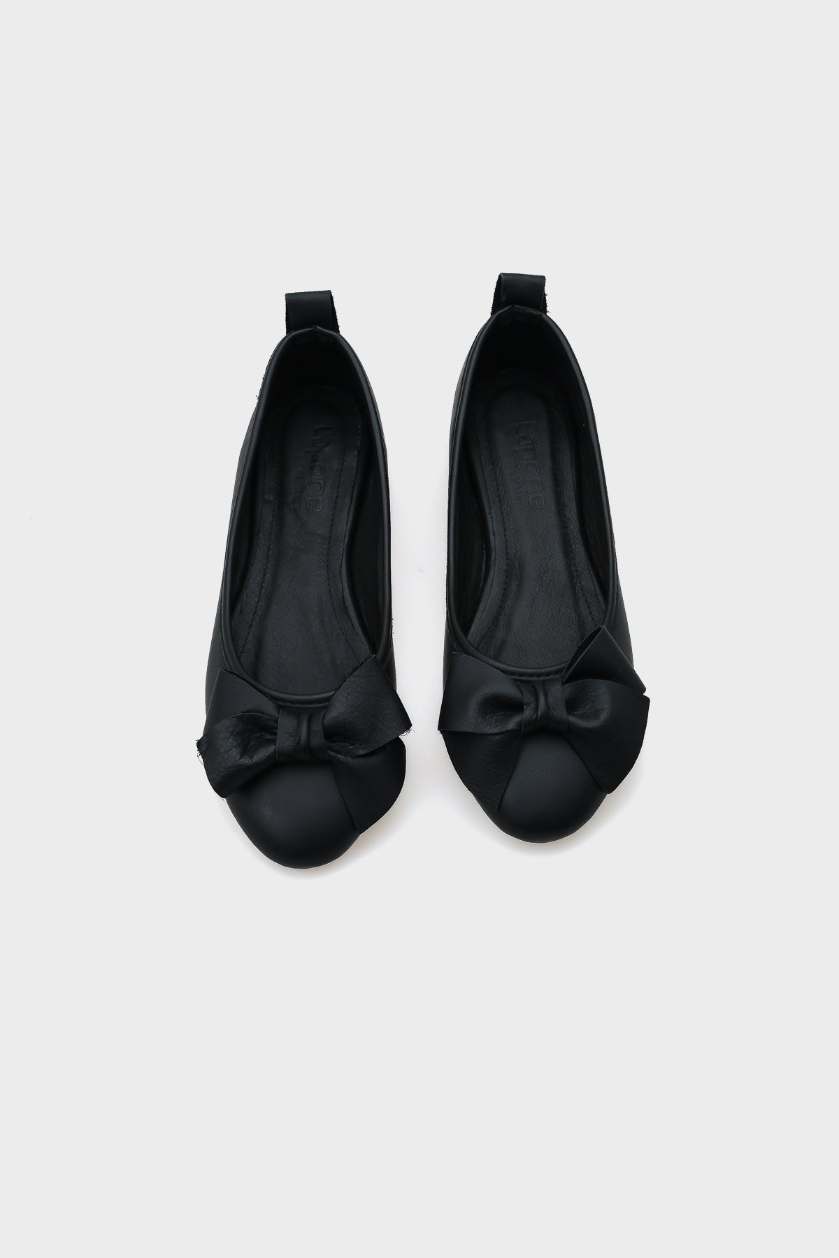 Bliss Kadın Hakiki Deri Fiyonk Aksesuarlı Babet