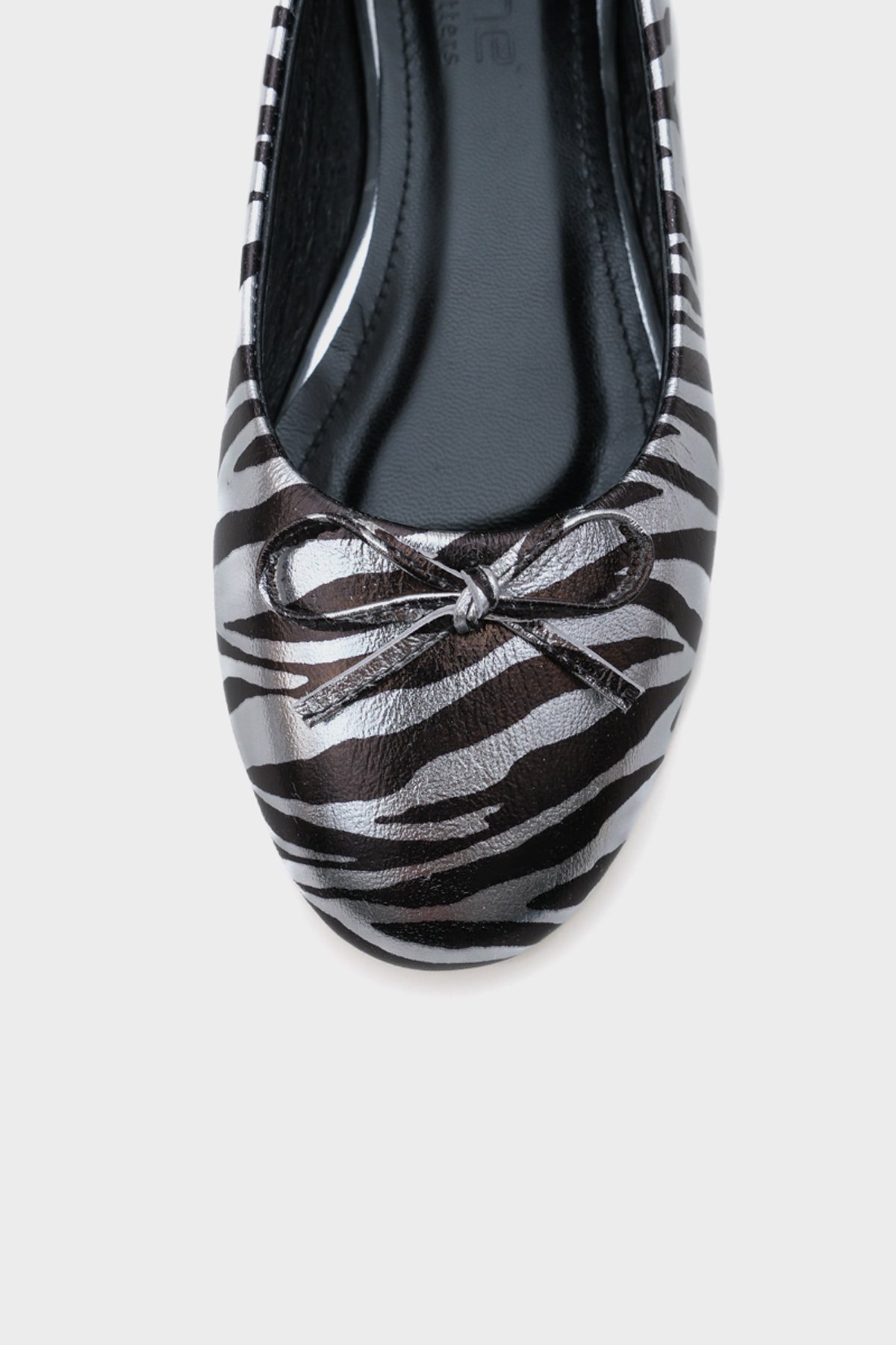 Bloom Hakiki Deri Fiyonklu Yuvarlak Burunlu Kadın Babet