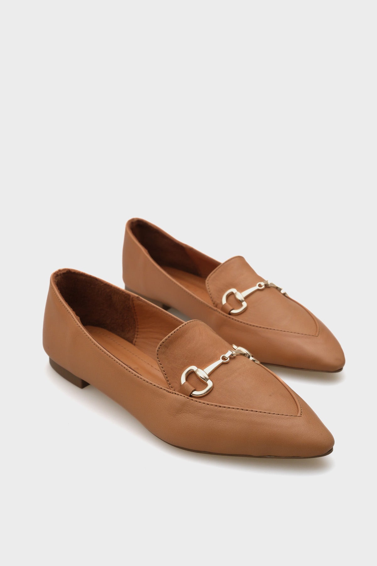 Bluby Hakiki Deri Sivri Burunlu Tokalı Kadın Babet