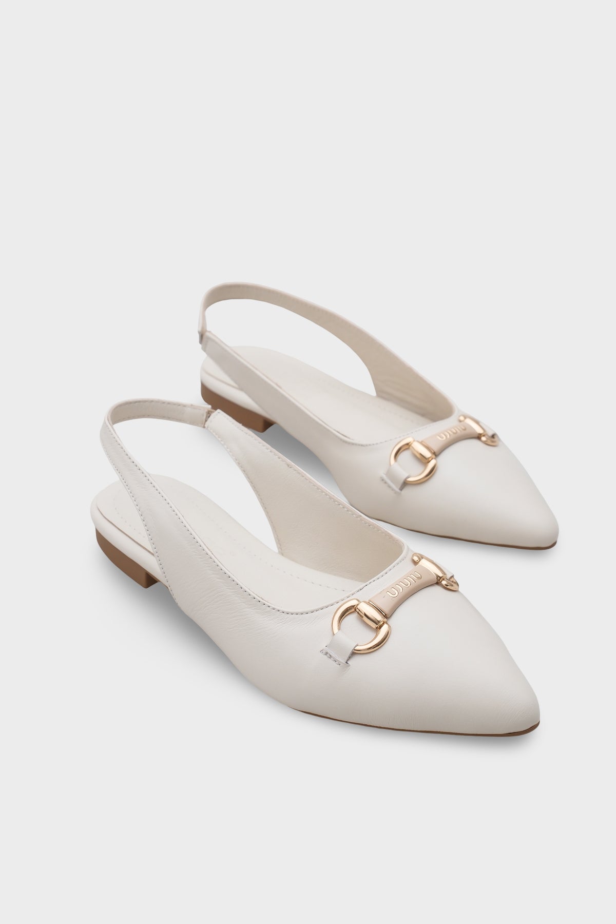 Bobby Hakiki Deri Sivri Burunlu Arkası Açık Tokalı Kadın Babet