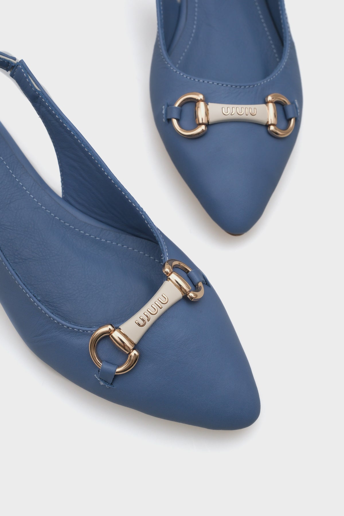 Bobby Hakiki Deri Sivri Burunlu Arkası Açık Tokalı Kadın Babet