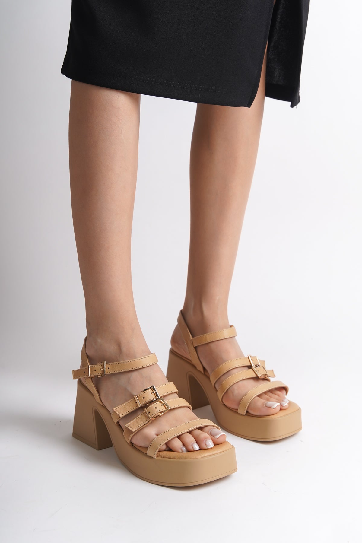 Hakiki Deri 3 Bantlı Tokalı Platform Kadın Sandalet