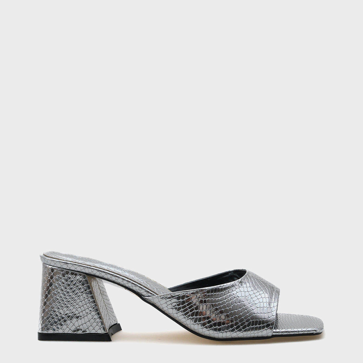 Nara Küt Burunlu Orta Topuklu Kadın Terlik