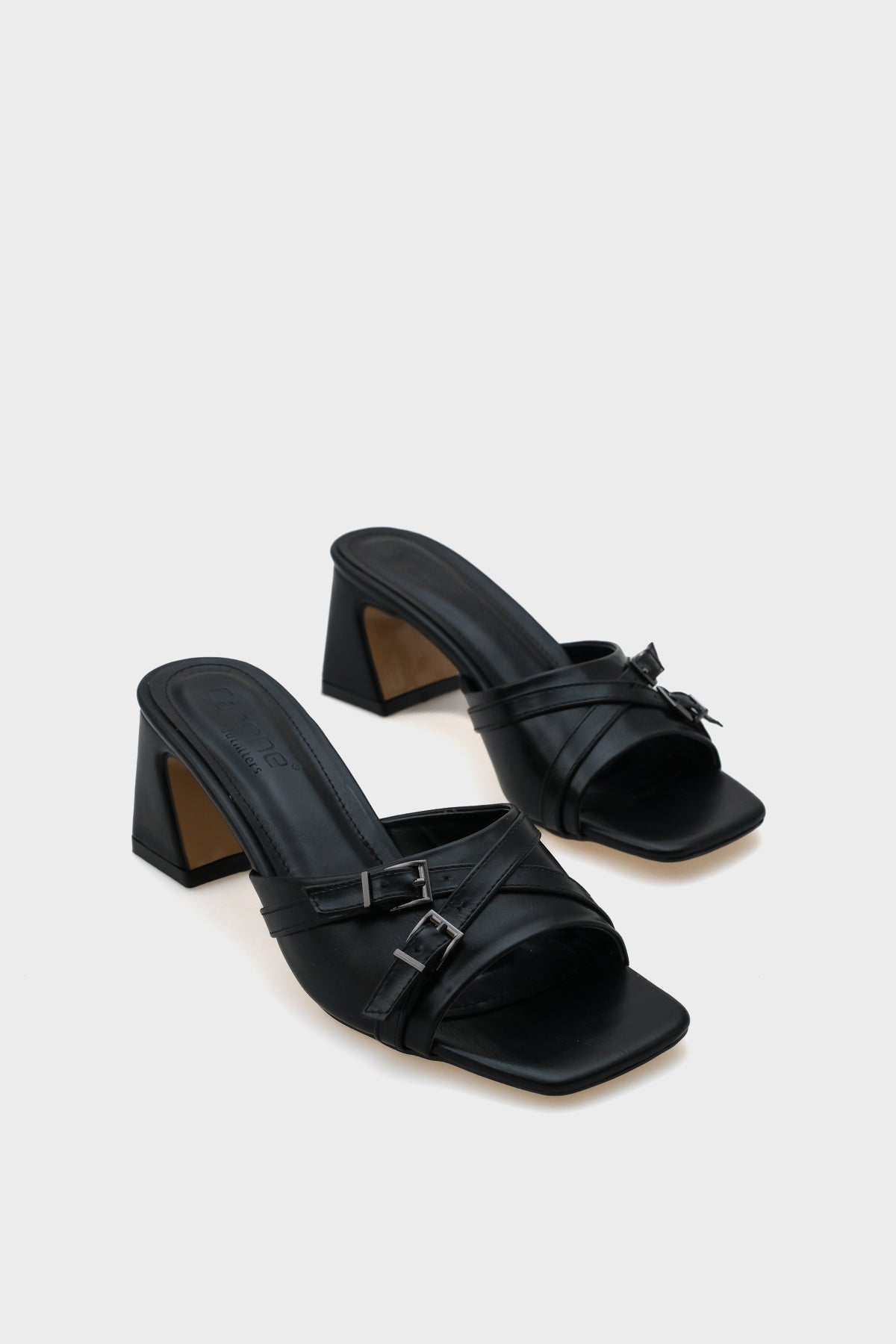 Neda Orta Topuklu Çift Tokalı Kadın Terlik