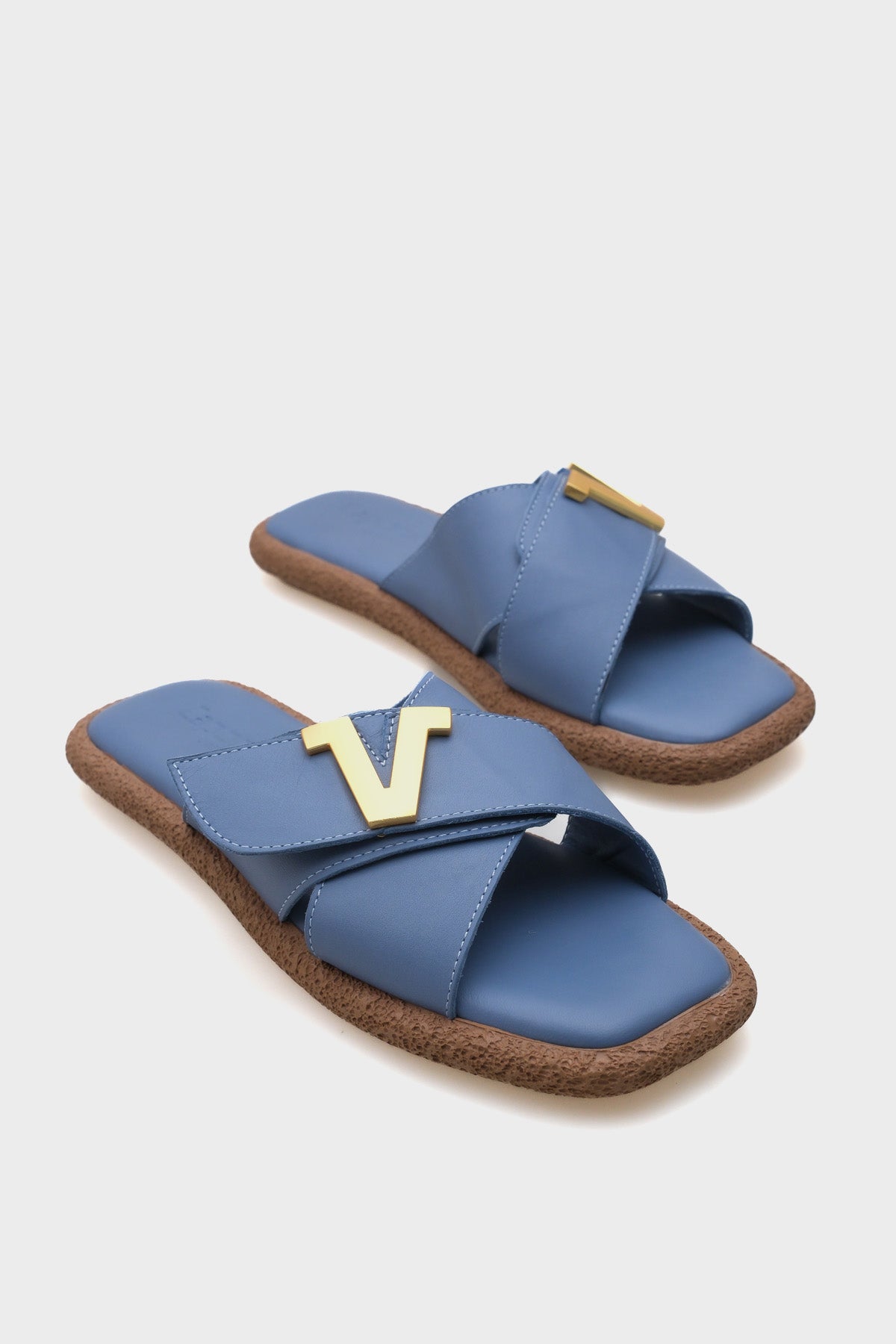 Kata Hakiki Deri Çapraz Bantlı V Tokalı Düz Topuklu Konfor Kadın Terlik