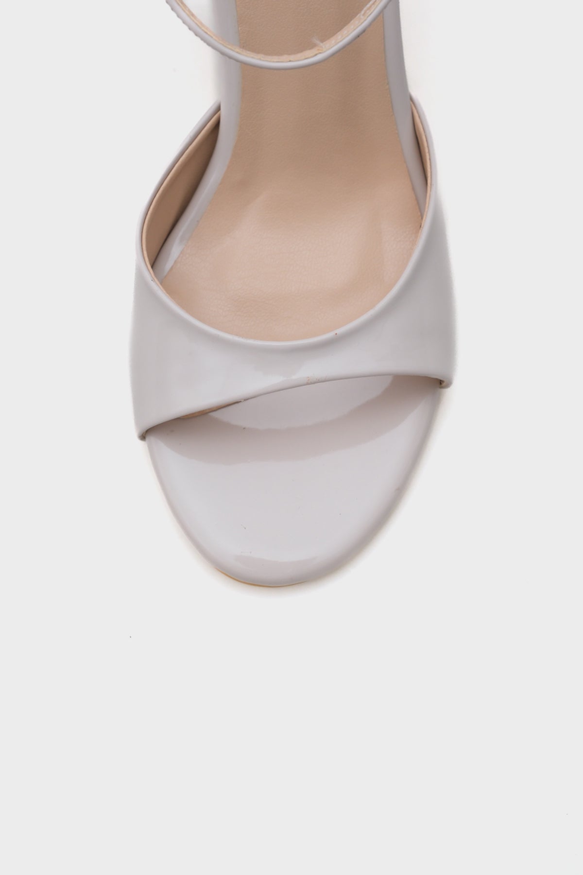 Elisa Yuvarlak Burunlu Bilekten Bantlı Yüksek Topuklu Kadın Sandalet