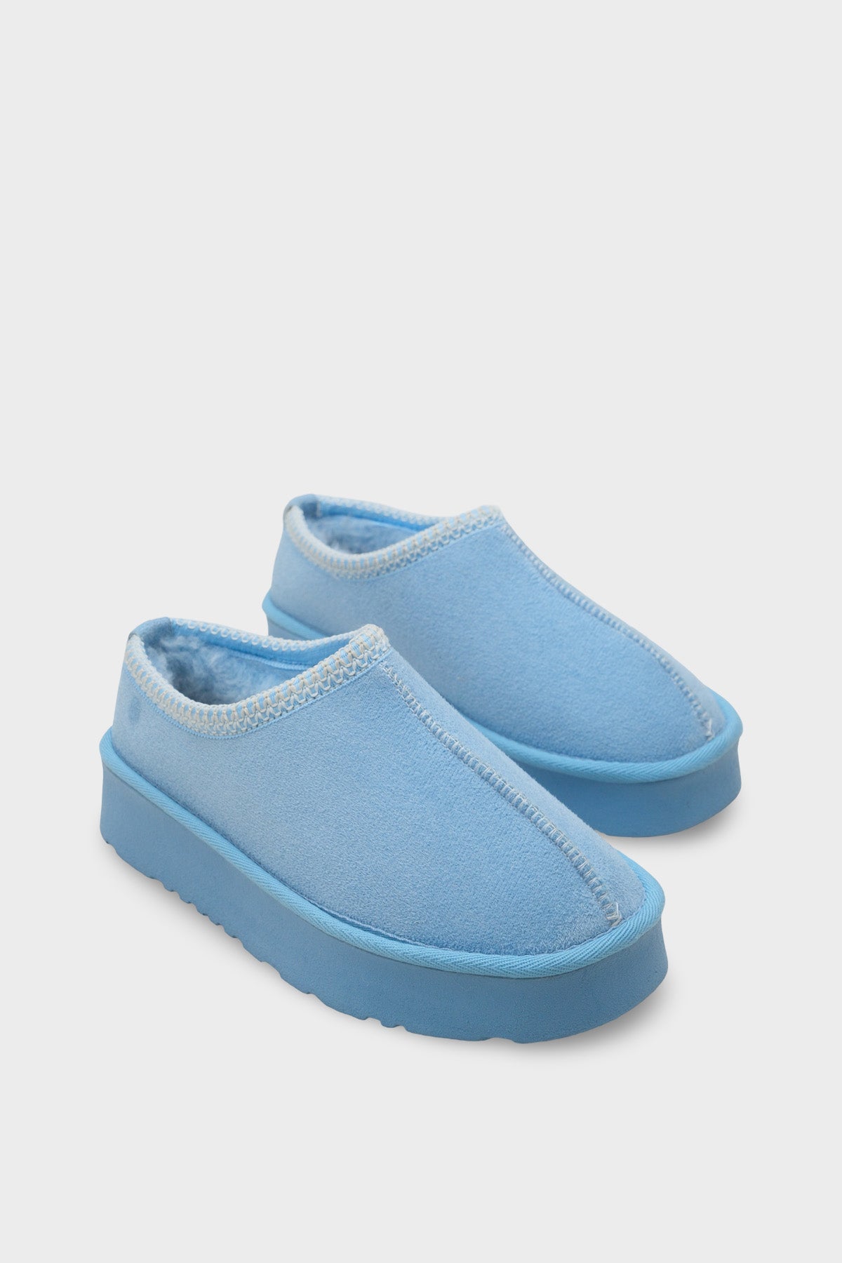 Carroll Kalın Tabanlı Yuvarlak Burunlu Kürklü Kadın Kapalı Terlik