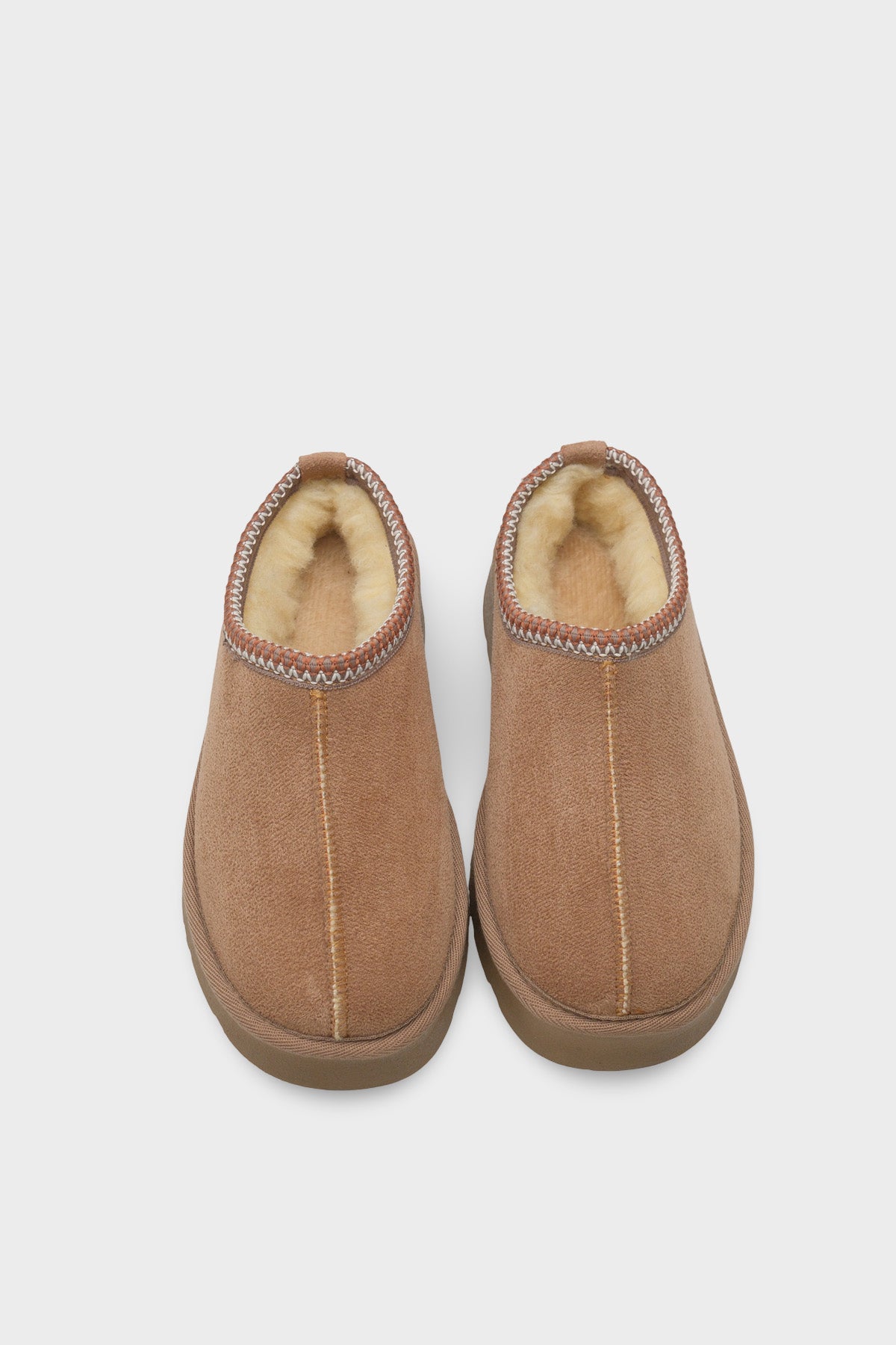 Carroll Kalın Tabanlı Yuvarlak Burunlu Kürklü Kadın Kapalı Terlik