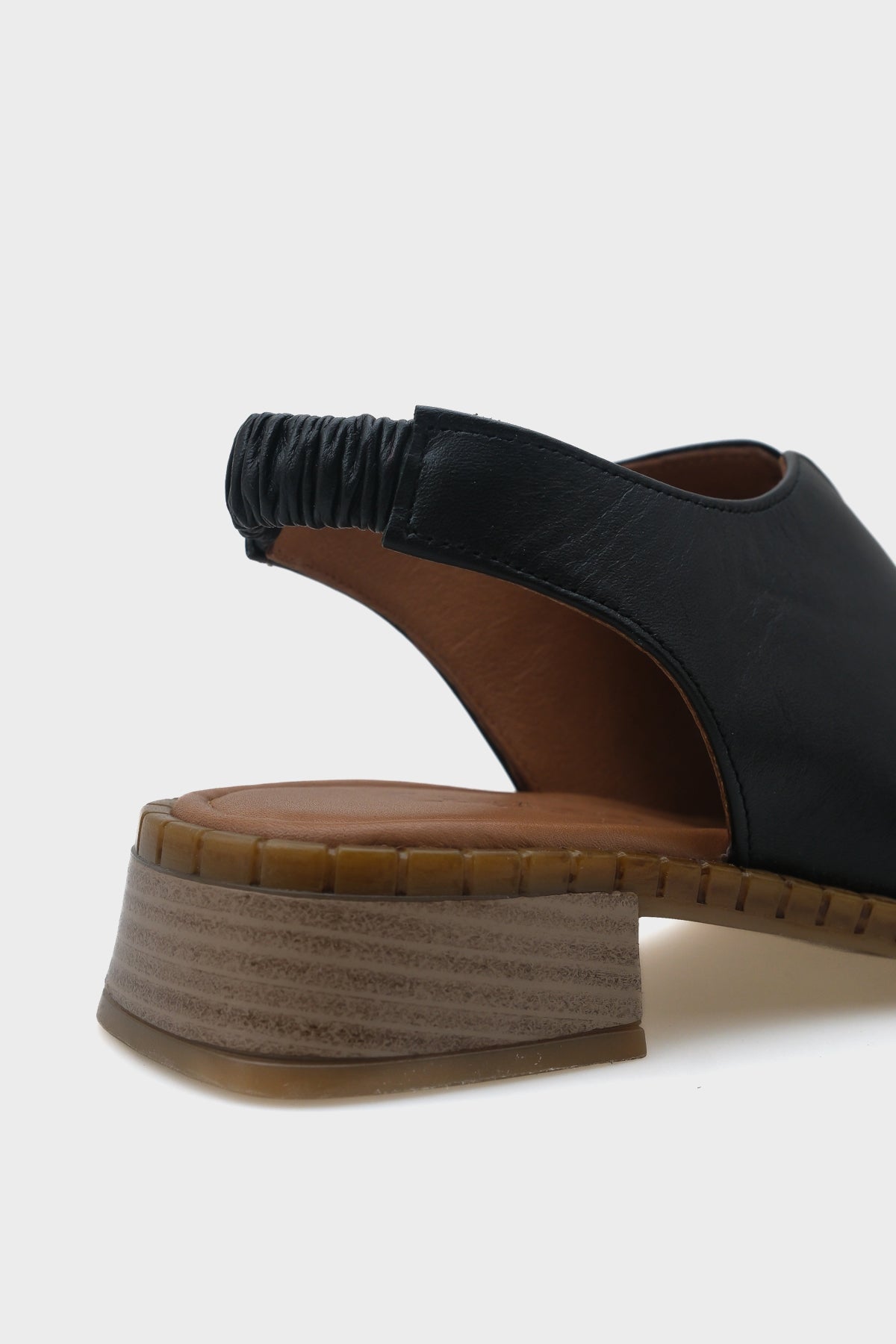 Ellissa Kısa Topuklu Tek Bant Deri Kadın Sandalet