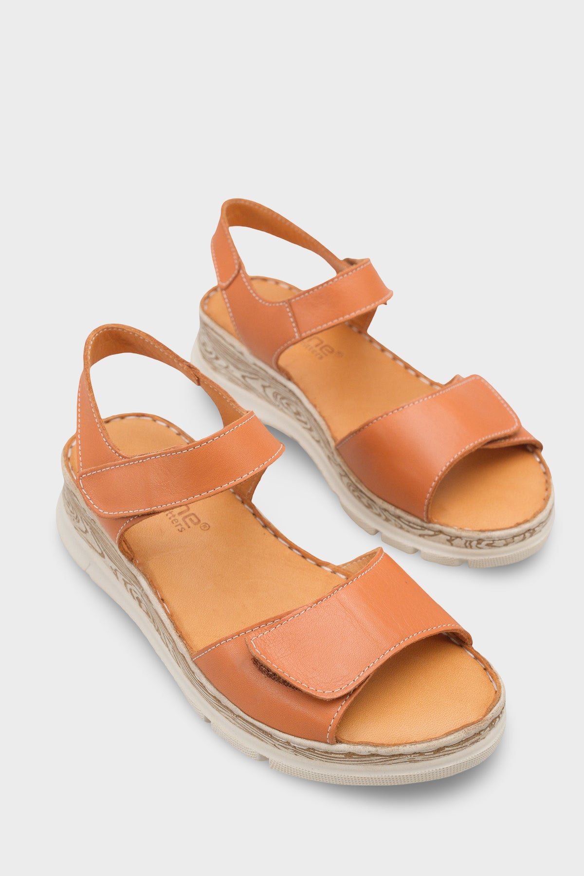 Corrinne Hakiki Deri Soft Konfor Kadın Sandalet