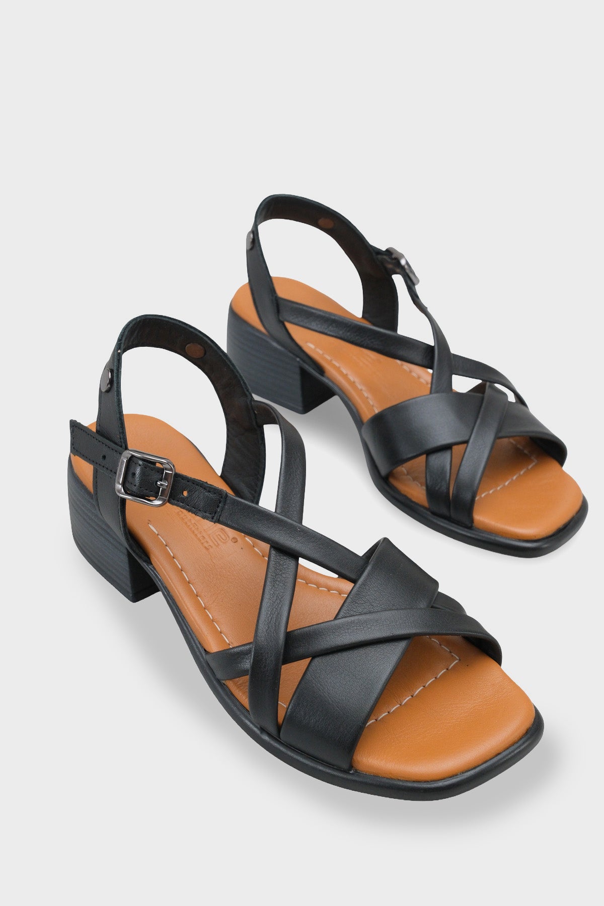 Noreen Hakiki Deri Orta Topuklu Kadın Sandalet