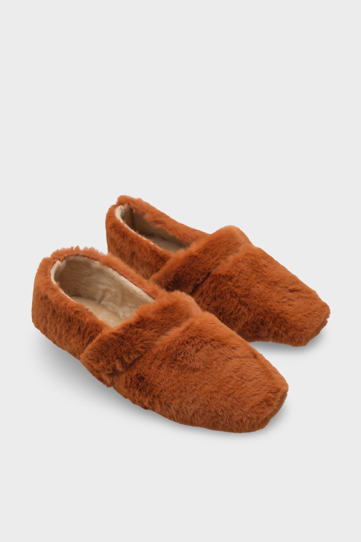 Nonah Kürk Kadın Babet