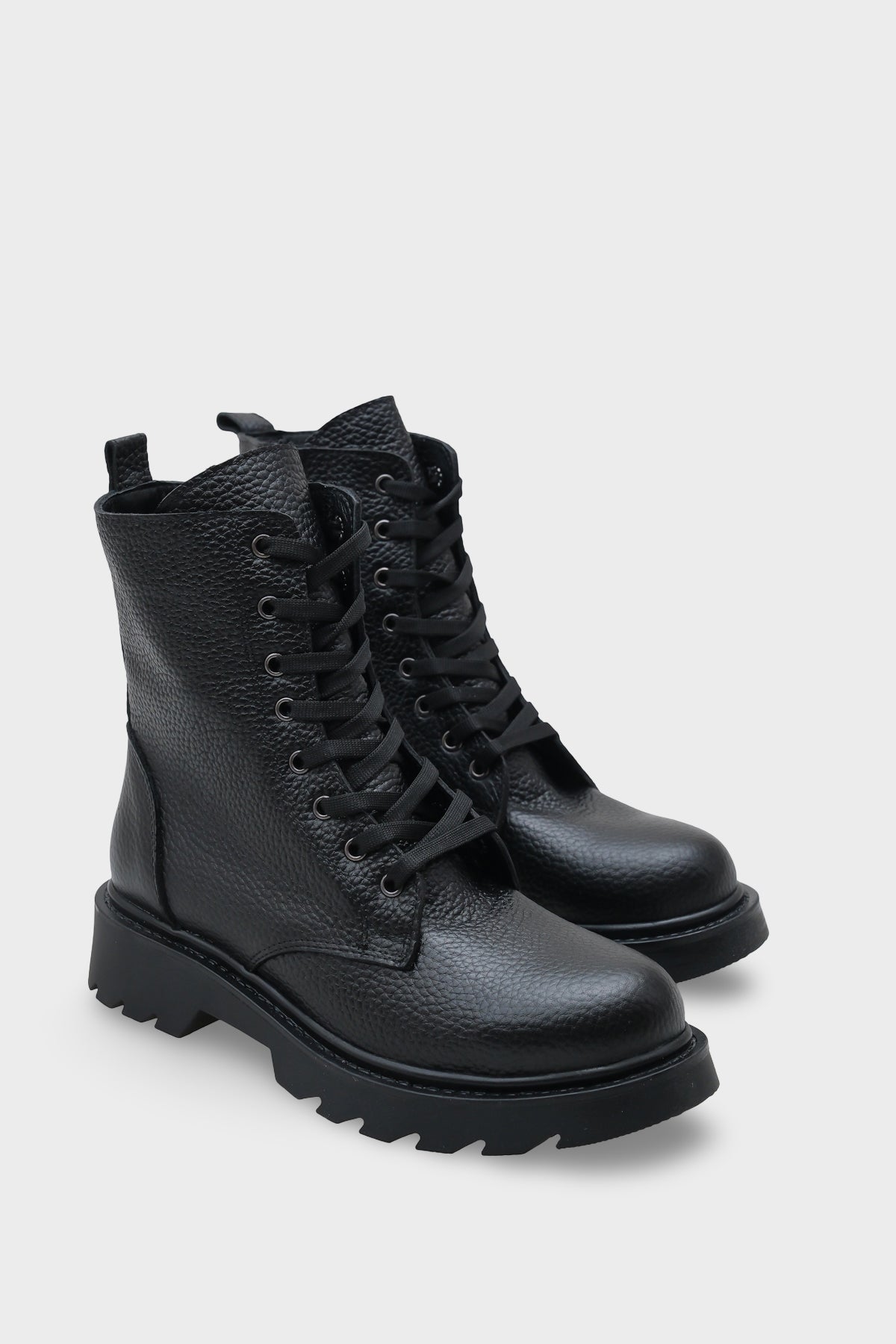 Calli  Bağcıklı Hakiki Deri Kadın Bot