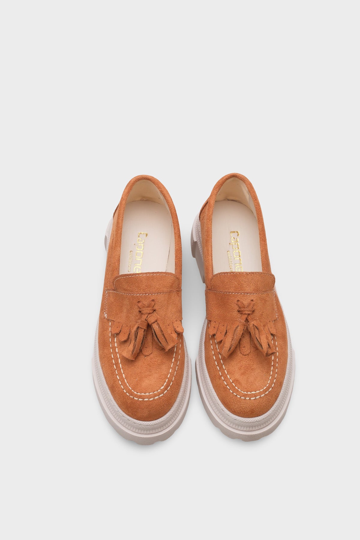 Ashlee Oval Burunlu Püsküllü Trak Tabanlı Süet Kadın Loafer