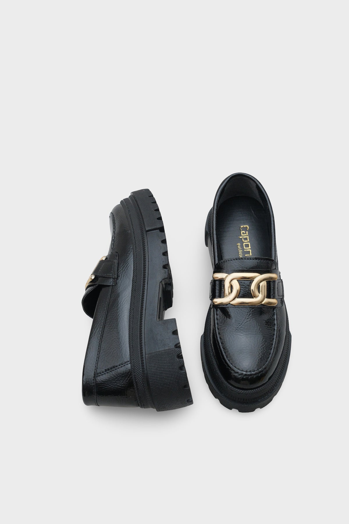 Meagan Oval Burunlu Metal Aksesuarlı Trak Tabanlı Kırışık Rugan Kadın Loafer