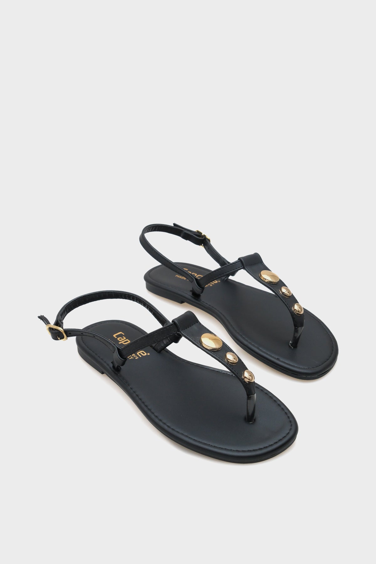 Celia Parmak Arası Düz Topuklu Metal Aksesuarlı Yıvarlak Burunlu Kadın Sandalet