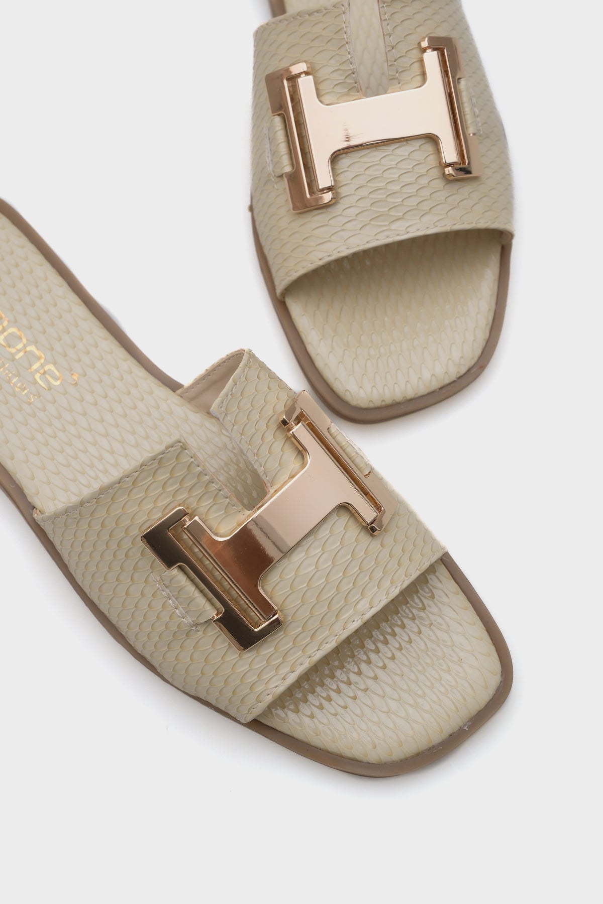 Koren Kadın H Gold Tokalı Terlik