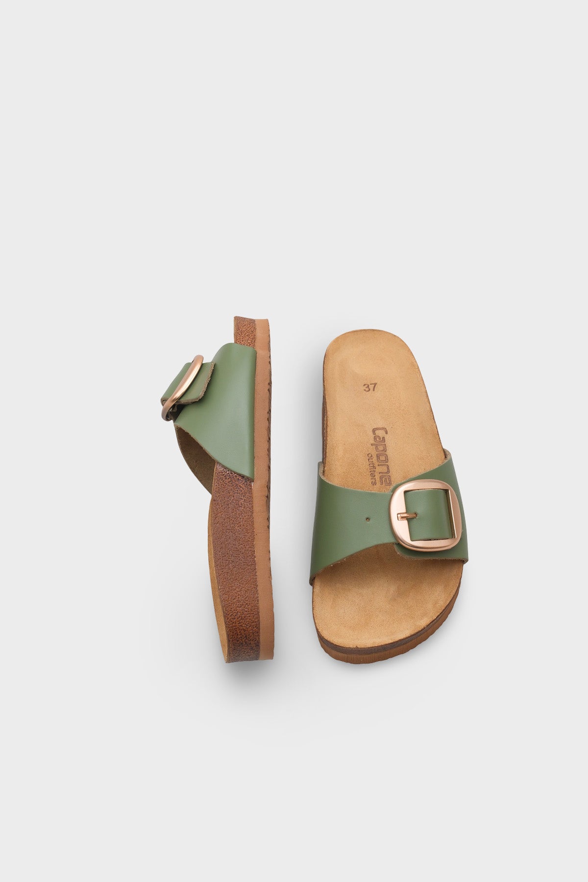 Lee Büyük Tokalı Anatomik Mantar Tabanlı Deri Terlik