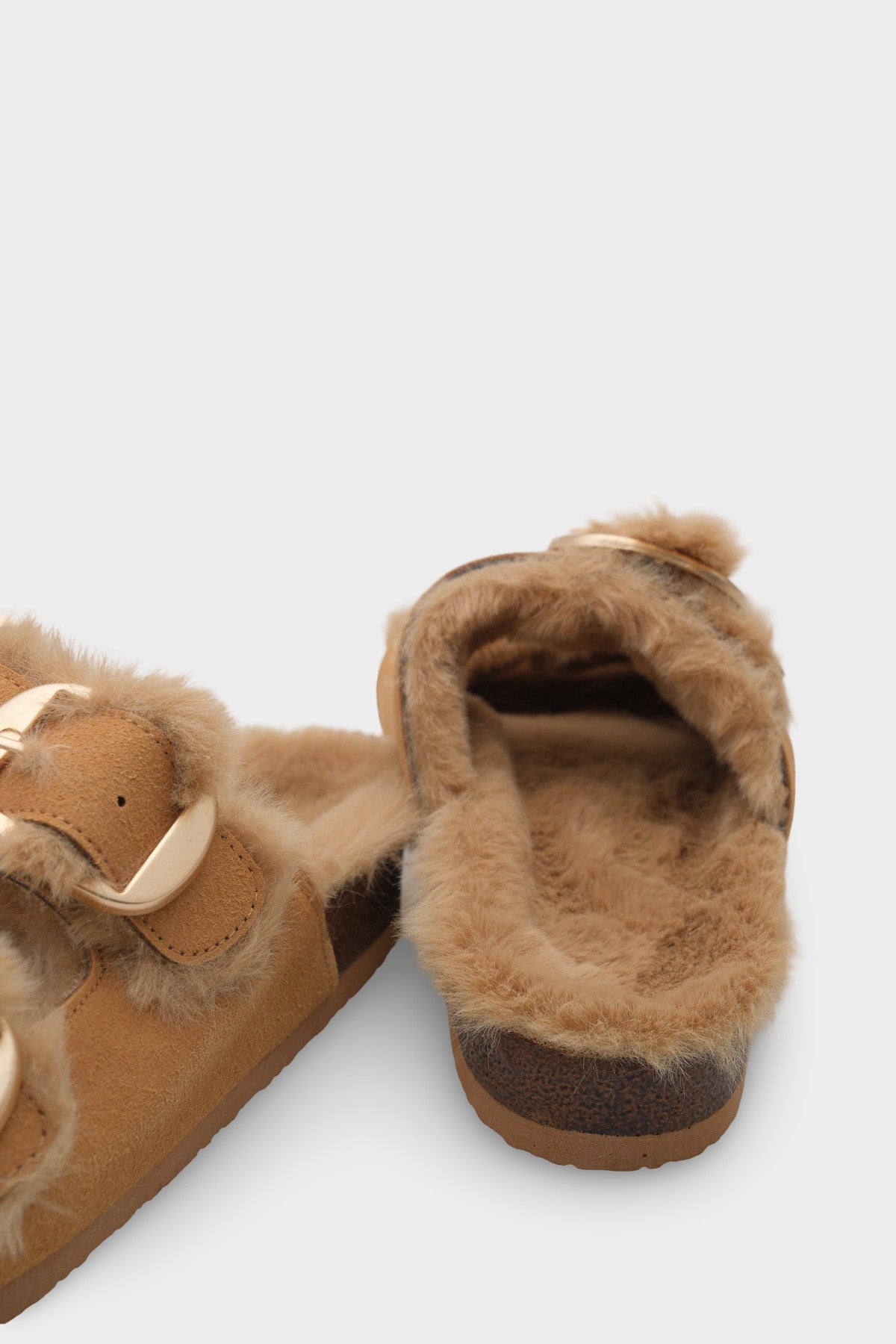 Marietta Kadın Terlik