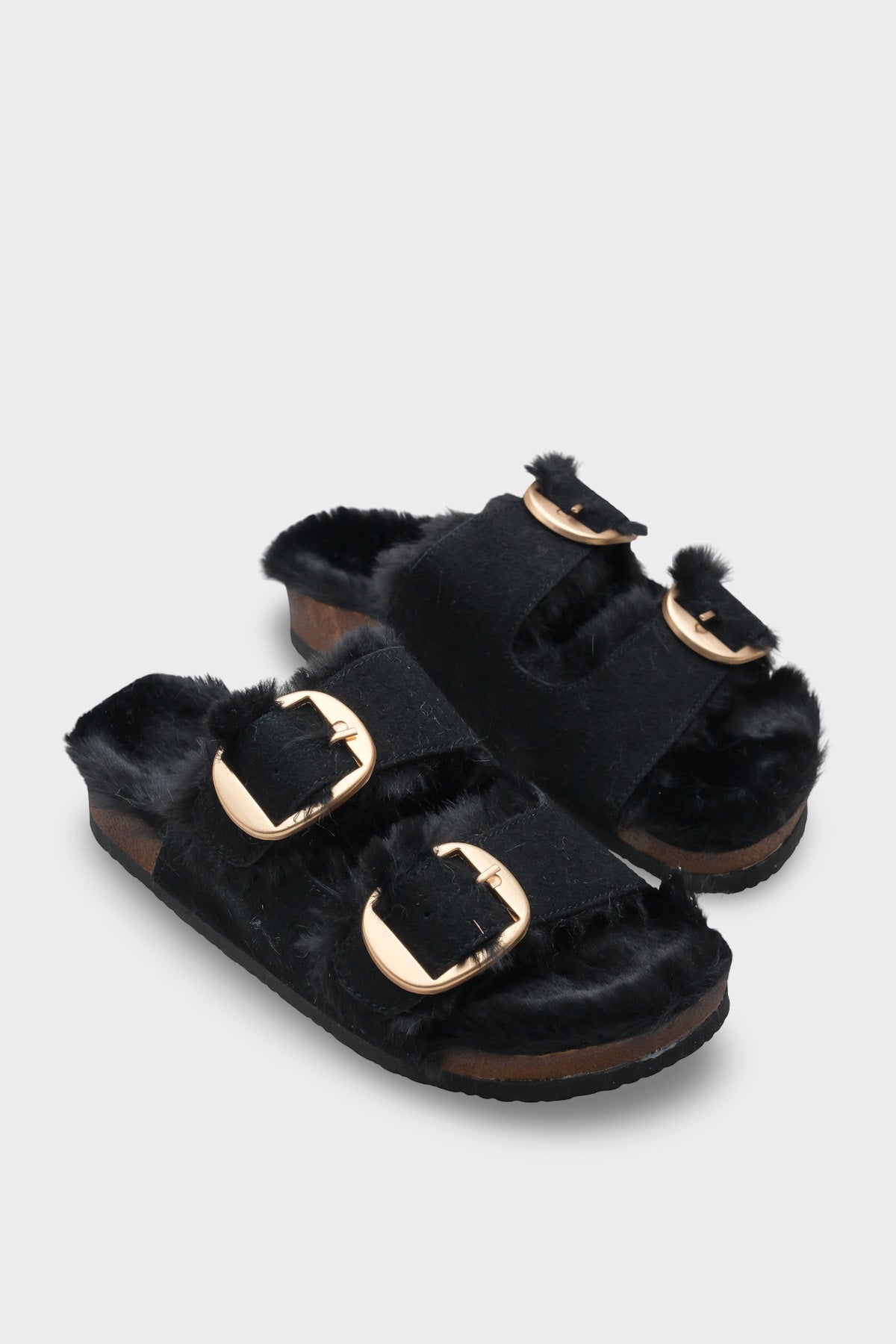 Marietta Kadın Terlik