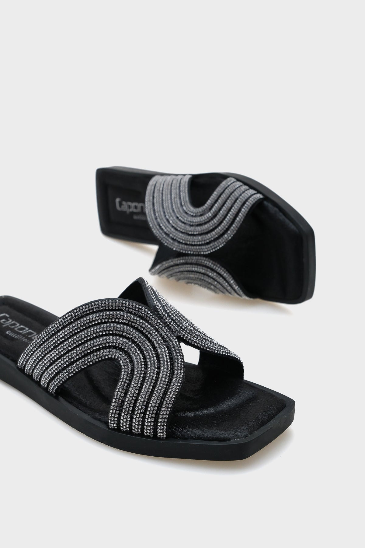 Layla Taşlı Terlik