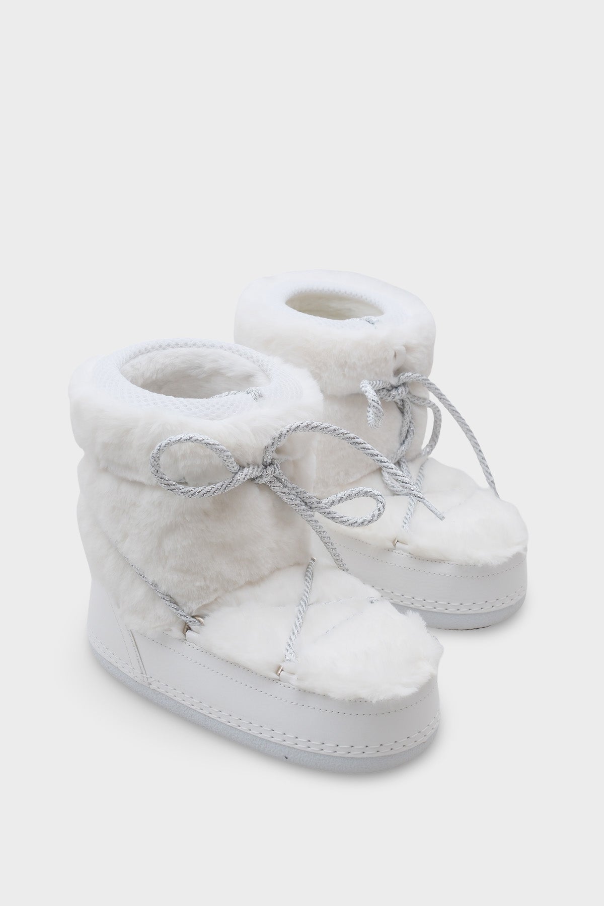 Beatrisa Yuvarlak Burunlu Kalın Tabanlı Kürklü Kadın Kar Botu