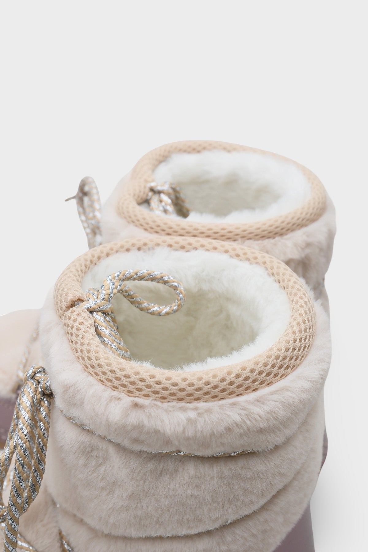 Beatrisa Yuvarlak Burunlu Kalın Tabanlı Kürklü Kadın Kar Botu