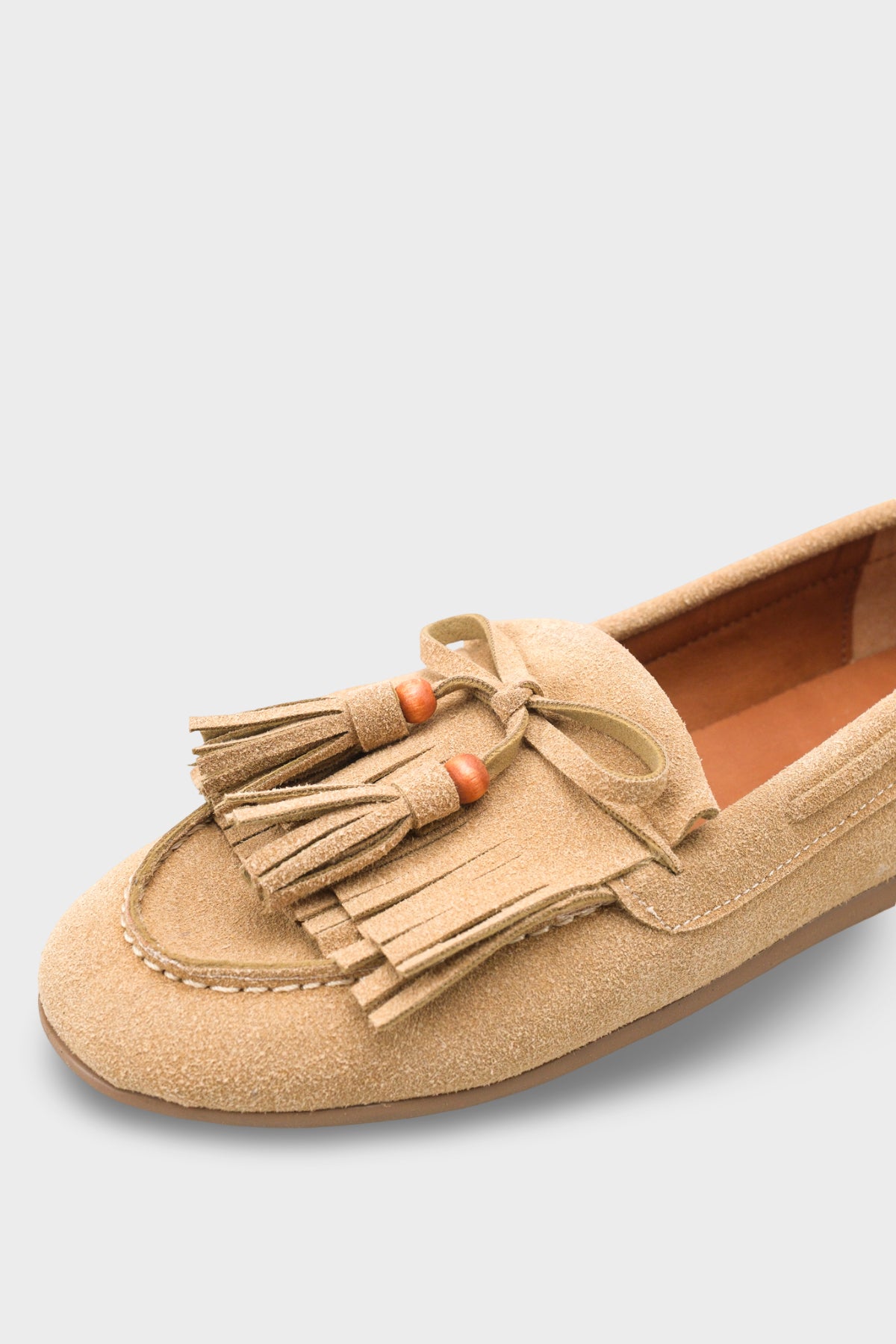 Veronique Püsküllü Ahşap Aksesuarlı Yumuşak Kadın Loafer Ayakkabı