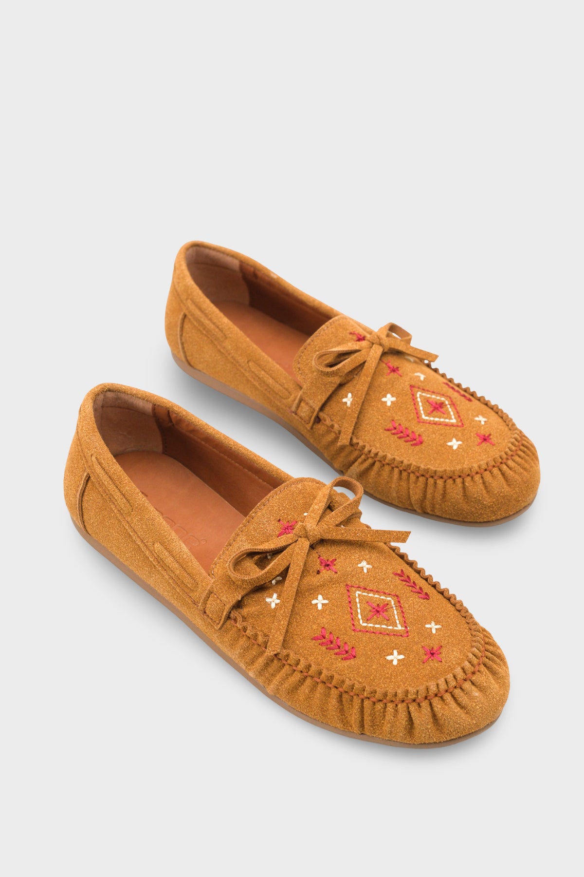 Viki Kızılderili Nakışlı Yumuşak Kadın Loafer Ayakkabı