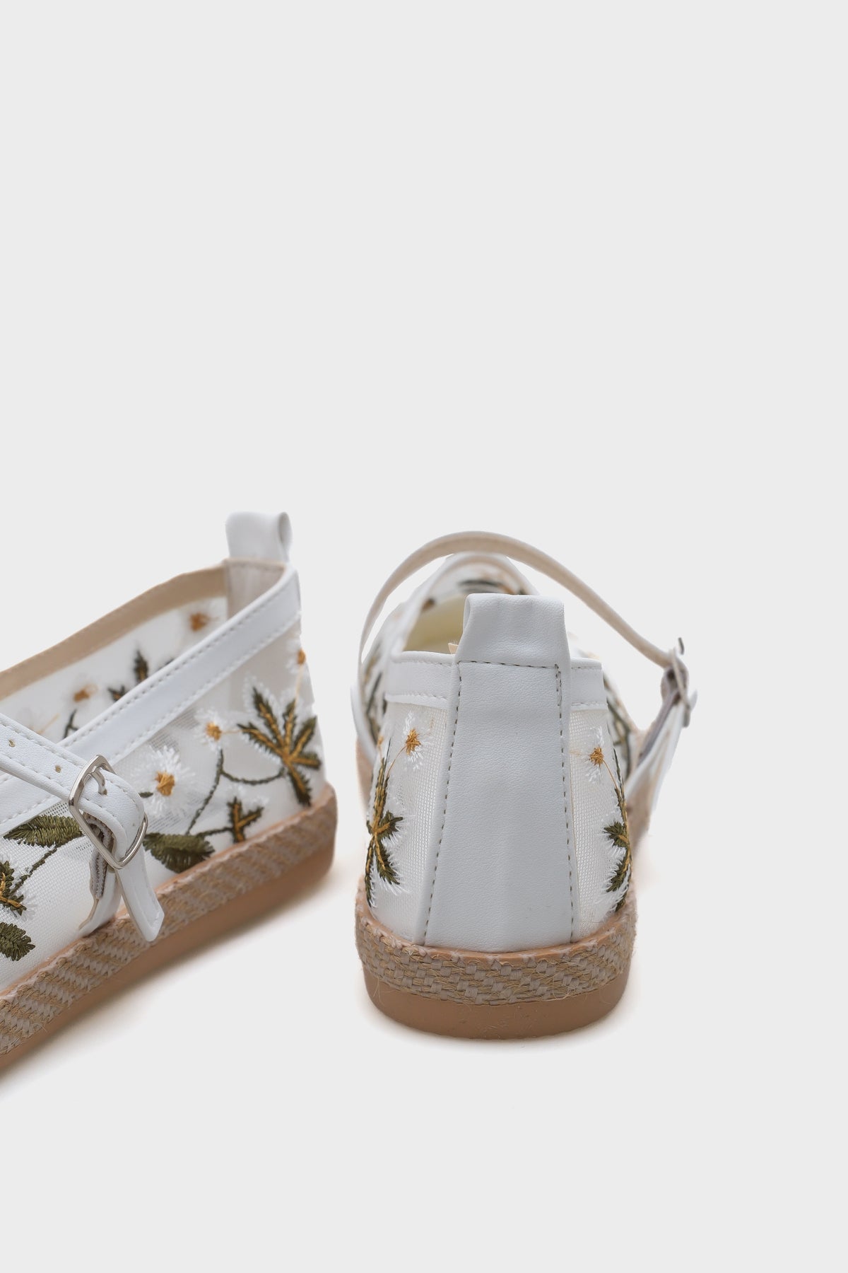 Shela Bantlı Çiçekli Kadın Espadril